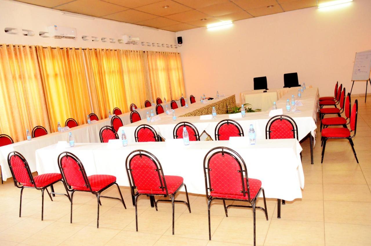 King'S Conference Centre Hotel Bujumbura Bagian luar foto