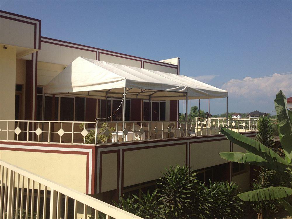 King'S Conference Centre Hotel Bujumbura Bagian luar foto
