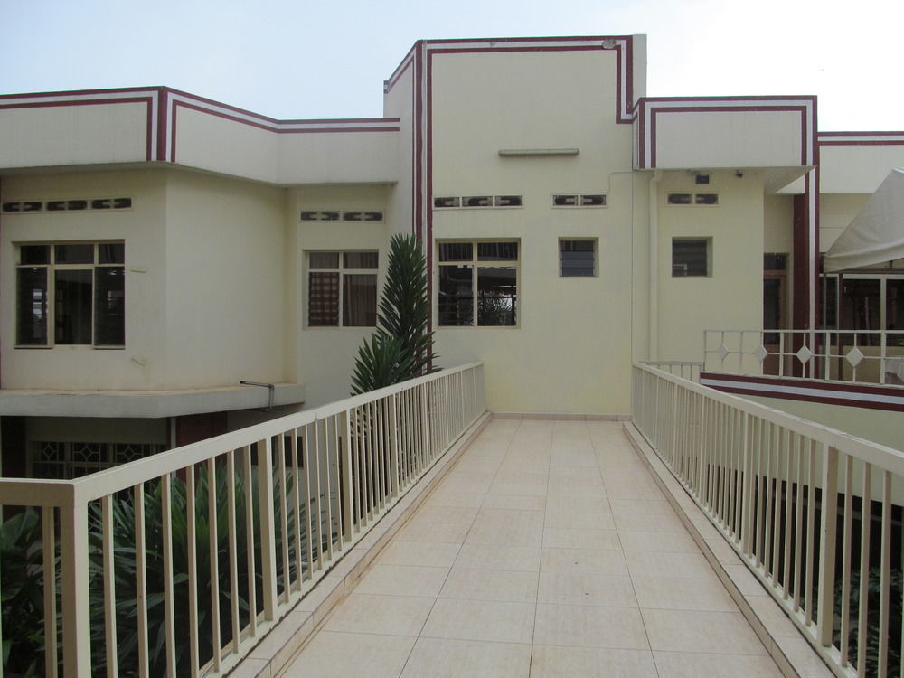 King'S Conference Centre Hotel Bujumbura Bagian luar foto